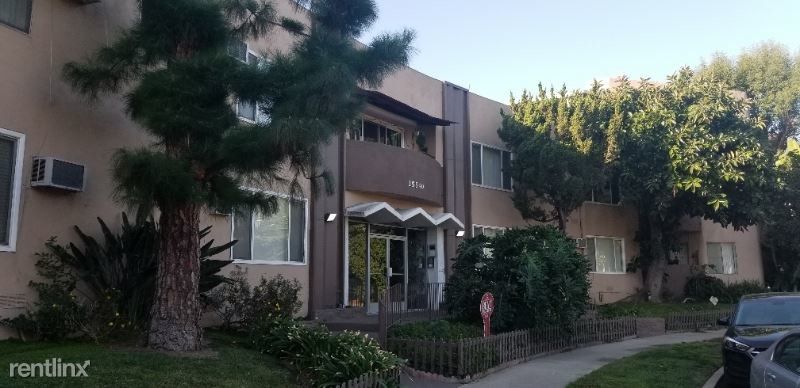 15540 Moorpark St in Los Angeles, CA - Building Photo