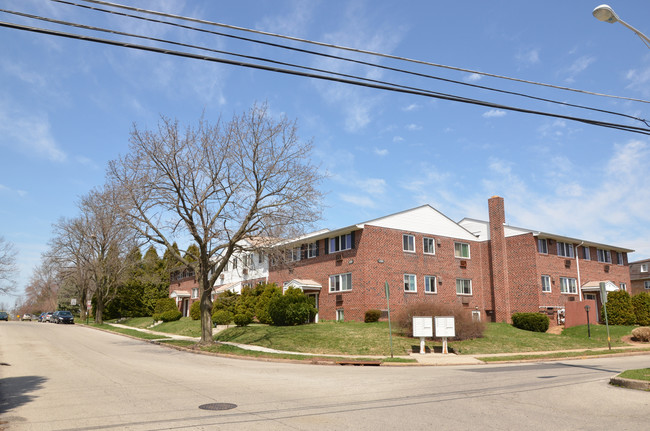 Inglewood Gardens in Lansdale, PA - Building Photo - Building Photo