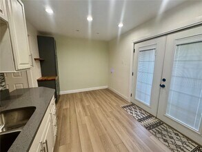 4259 Burnett Walk in Lemay, MO - Building Photo - Building Photo