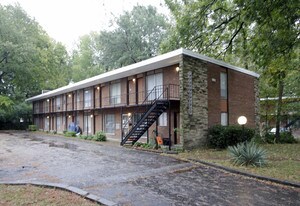 Southernwood in Memphis, TN - Building Photo