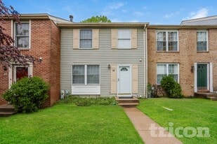 34 Hunt Cup Cir in Owings Mills, MD - Building Photo