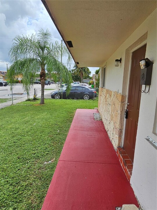 5820 NW 19th St in Lauderhill, FL - Building Photo