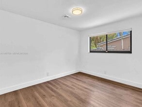 3193 Taft St in Hollywood, FL - Building Photo - Building Photo