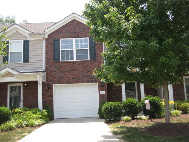 105 Antler Ridge Cir in Nashville, TN - Building Photo