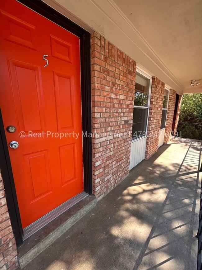 2301 S V St in Fort Smith, AR - Building Photo - Building Photo