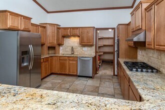 18866 Shoshone Rd in Bend, OR - Building Photo - Building Photo