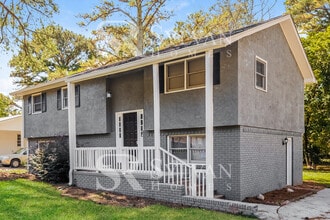 1194 Roscoe Rd in Newnan, GA - Building Photo - Building Photo