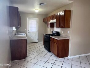 12345 Tierra Plata Dr in El Paso, TX - Building Photo - Building Photo