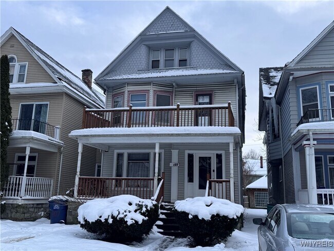 property at 407 Potomac Ave