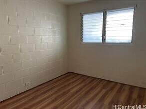 842 Lukepane Ave in Honolulu, HI - Building Photo - Building Photo