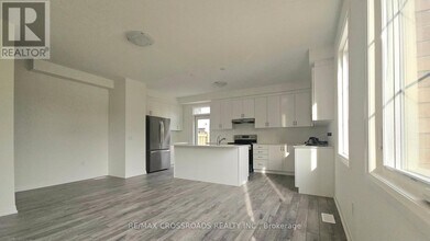 474 Provident Wy in Hamilton, ON - Building Photo - Building Photo