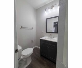 1401 Moore St in Commerce, TX - Building Photo - Building Photo