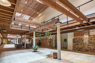 Dannenberg Lofts in Macon, GA - Foto de edificio - Interior Photo