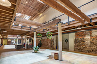 Dannenberg Lofts in Macon, GA - Building Photo - Interior Photo