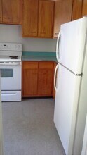 927 E State St, Unit 2L in Ithaca, NY - Building Photo - Building Photo