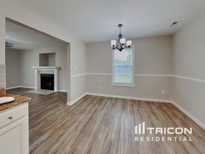 144 Crown Side Dr in Four Oaks, NC - Building Photo - Building Photo