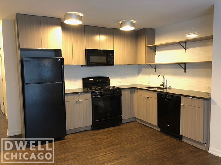 5400 N Winthrop Ave in Chicago, IL - Building Photo