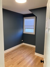 1939 N Karlov Ave, Unit 1 in Chicago, IL - Foto de edificio - Building Photo