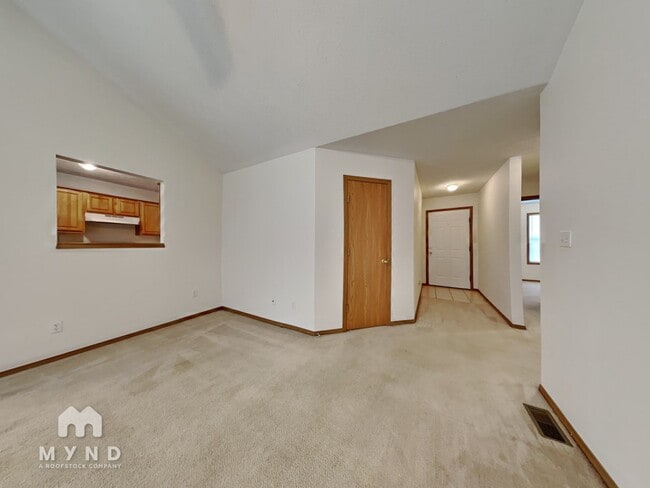 1719 Windmill Way in Republic, MO - Foto de edificio - Building Photo
