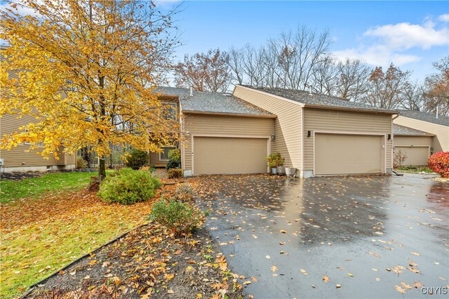 8614 Wrenwood Cir in Baldwinsville, NY - Building Photo - Building Photo