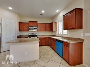 25714 N 54th Glen in Phoenix, AZ - Foto de edificio - Building Photo