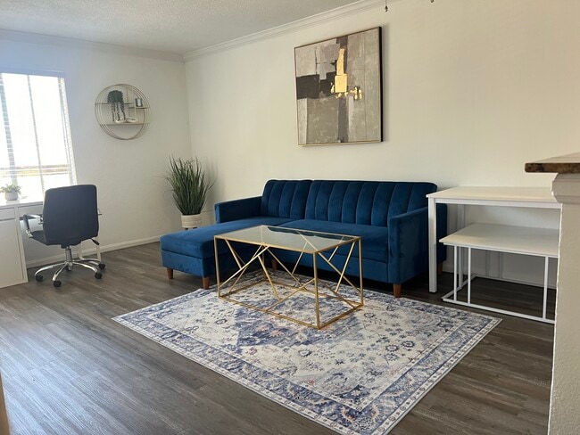 8889 Caminito Plaza Centro, Unit 7310 in San Diego, CA - Building Photo - Building Photo