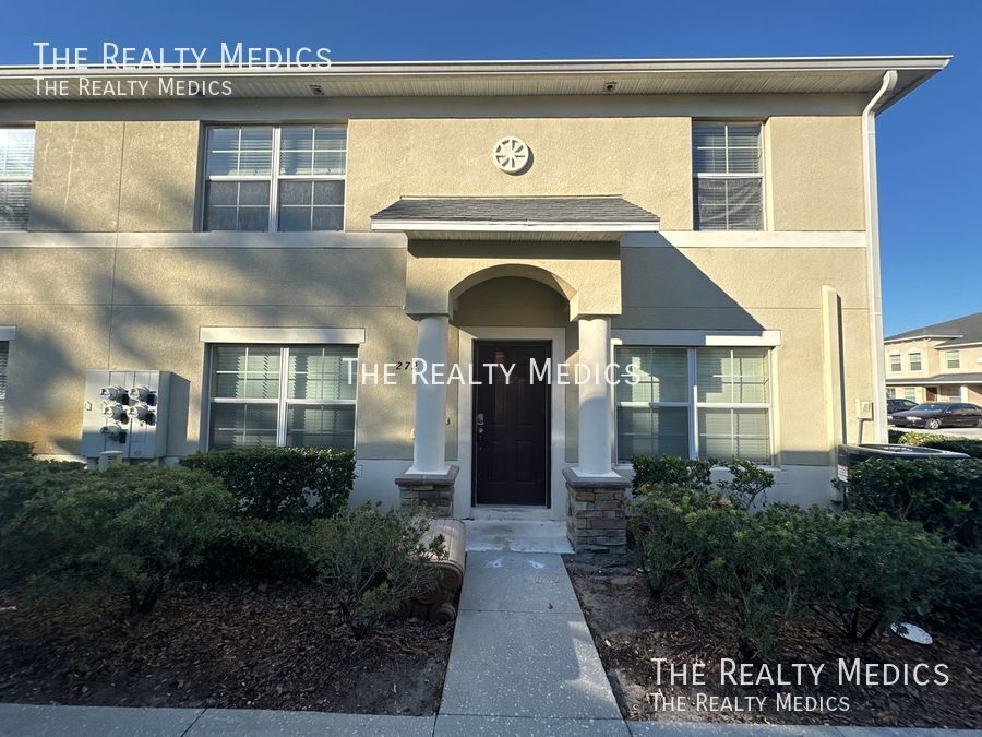 272 Carina Cir in Sanford, FL - Building Photo