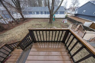 48 Ray St in Webster, MA - Building Photo - Building Photo