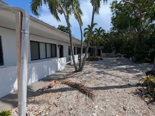 2238 Fillmore St in Hollywood, FL - Building Photo - Building Photo