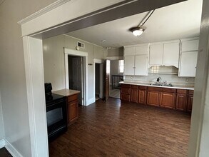 401 N 5th St in Kansas City, KS - Building Photo - Building Photo