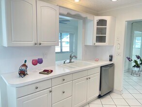 723 SW 18th St in Boynton Beach, FL - Building Photo - Building Photo