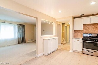 2961 Archwood Pl in Cuyahoga Falls, OH - Building Photo - Building Photo