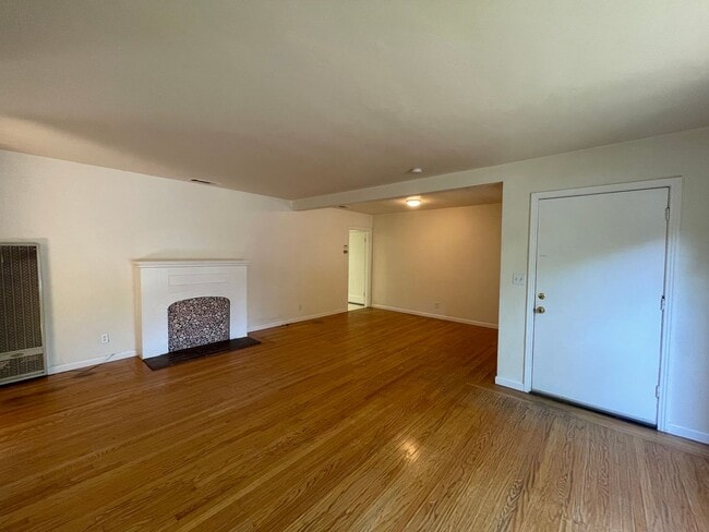 2344 23rd Ave in Sacramento, CA - Building Photo - Building Photo