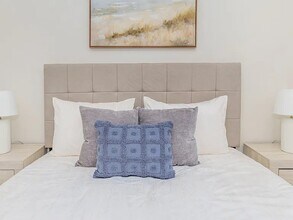 2101 Reamer Dr, Unit A1 in Barrington, NJ - Foto de edificio - Building Photo