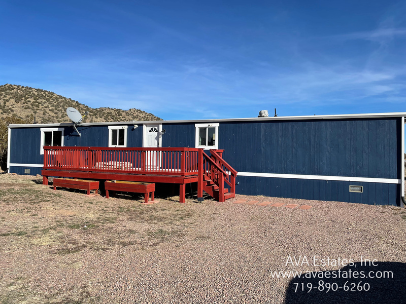 2360 Co Rd 67 in Penrose, CO - Building Photo