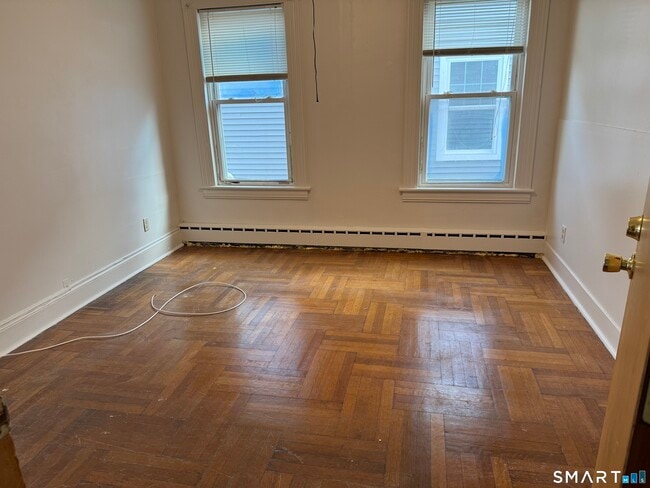 631 Colorado Ave in Bridgeport, CT - Building Photo - Building Photo