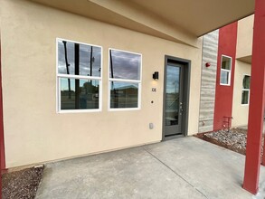 Stone View on Horne in Mesa, AZ - Foto de edificio - Building Photo