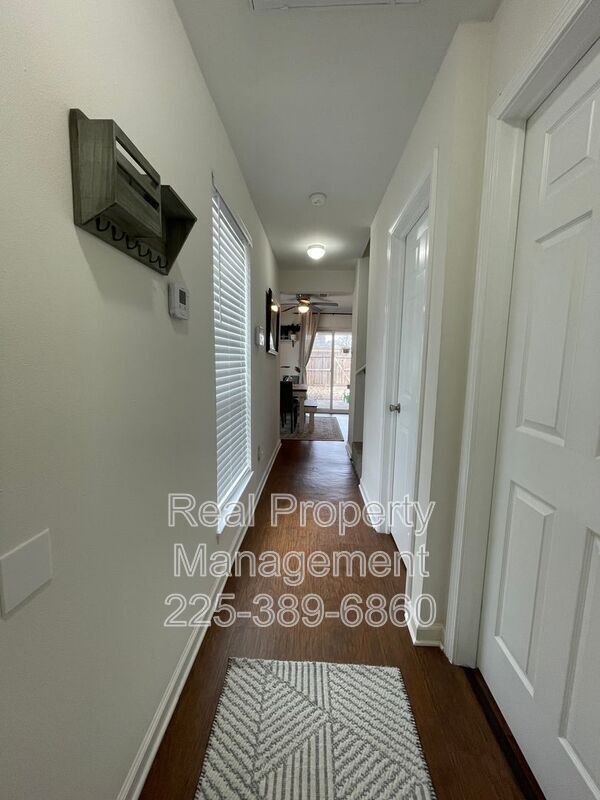 15764 Riverdale Ave E in Baton Rouge, LA - Building Photo - Building Photo
