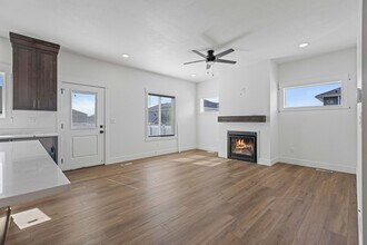 532 S Austin Ave in Sugar City, ID - Building Photo - Building Photo