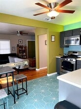 1131 Ebert Ave in Austin, TX - Building Photo - Building Photo