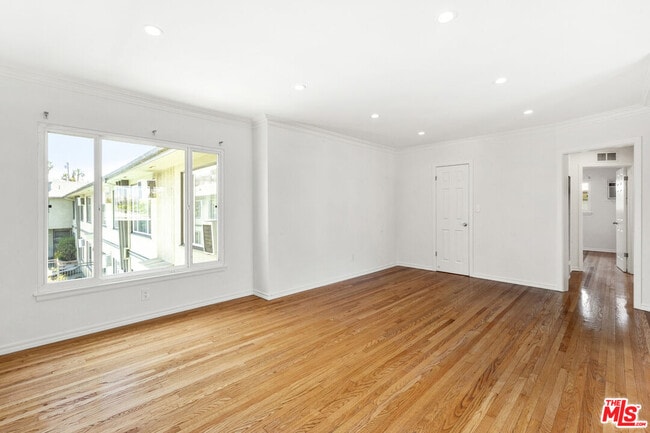 1235 N Harper Ave in West Hollywood, CA - Building Photo - Building Photo