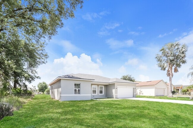 708 Martin Ln in Kissimmee, FL - Building Photo - Building Photo
