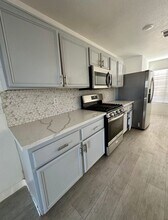 7828 Wavering Pine Dr in Las Vegas, NV - Building Photo - Building Photo