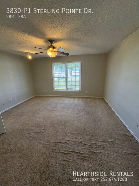 3830 Sterling Pointe Dr in Winterville, NC - Building Photo - Building Photo