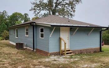 17105 S 2025 Rd in Fair Play, MO - Building Photo - Building Photo