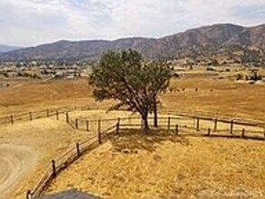 20351 Tamarac Dr in Tehachapi, CA - Building Photo - Building Photo