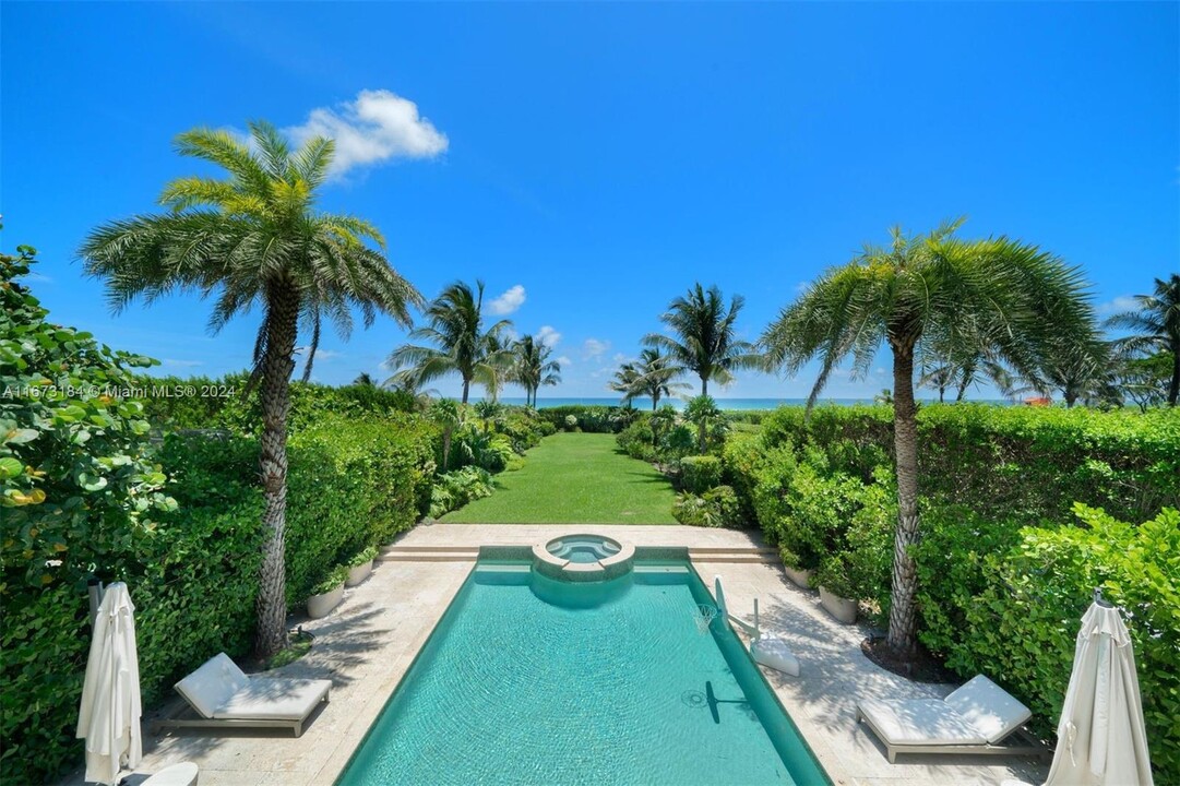 7825 Atlantic Way in Miami Beach, FL - Building Photo