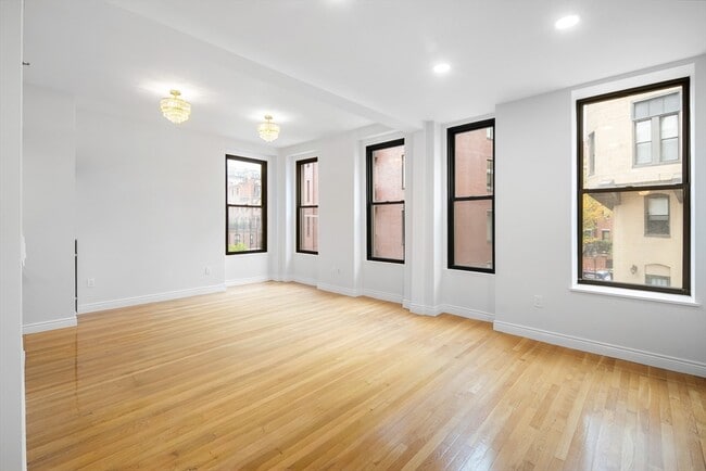 4 Charlesgate E in Boston, MA - Building Photo - Building Photo