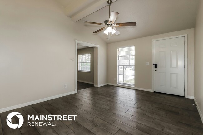 1205 Windy Hill Dr in Brandon, FL - Building Photo - Building Photo