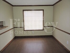 3758 Rippling Creek Ln in Memphis, TN - Foto de edificio - Building Photo